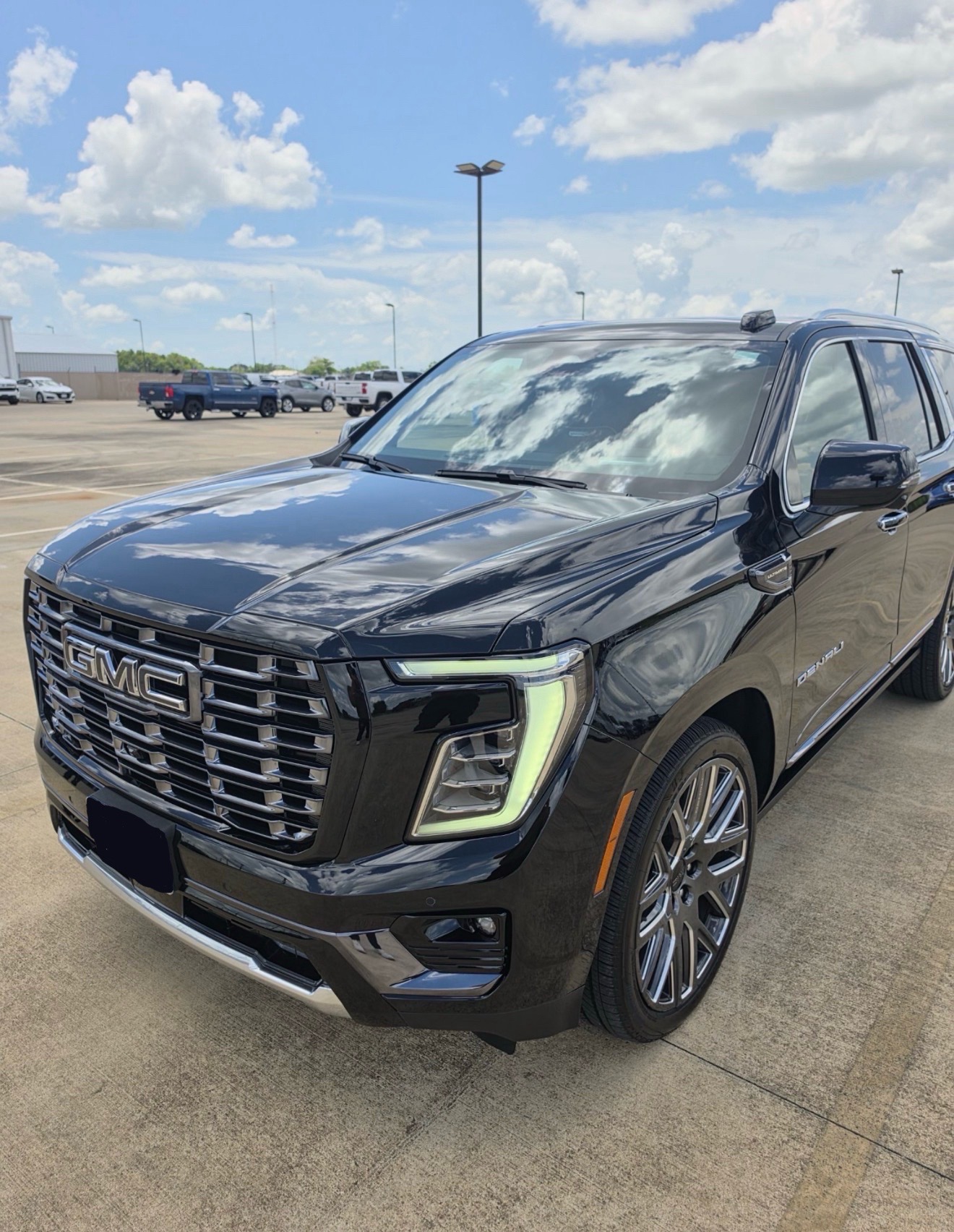 GMC Yukon Denali Ultimate